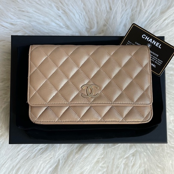 Authentic Chanel WOC - Picture 1 of 14